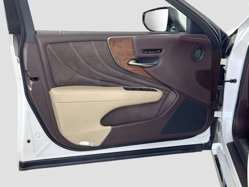 Used 2020 Lexus LS 500 RWD image 20