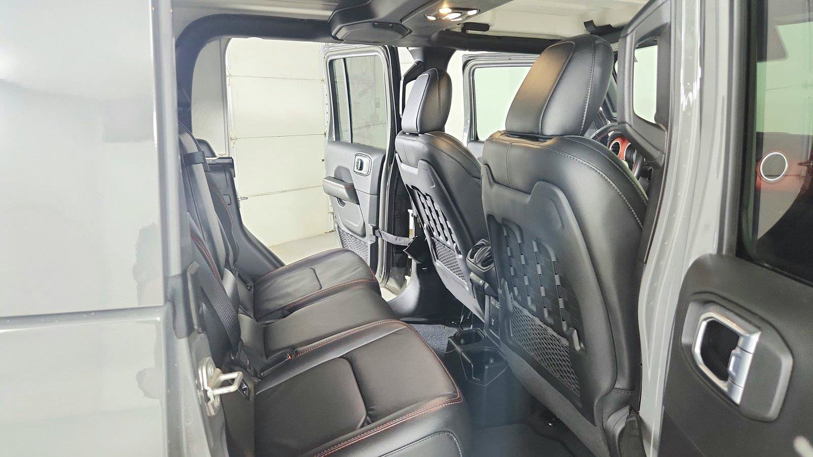 Used 2021 Jeep Gladiator Rubicon AWD/4WD image 26
