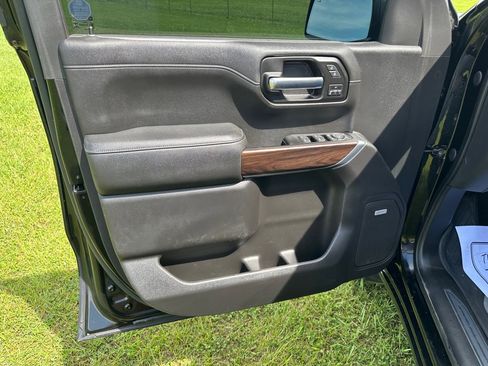 Used 2020 GMC Sierra 1500 SLT image 11