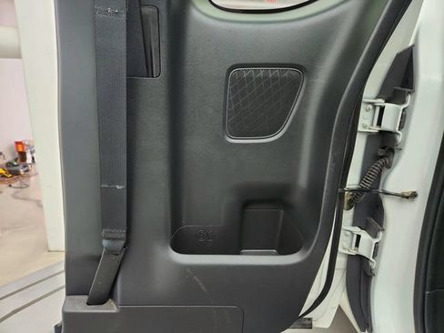 Used 2023 Nissan Frontier SV w/ SV Convenience Package AWD/4WD image 27