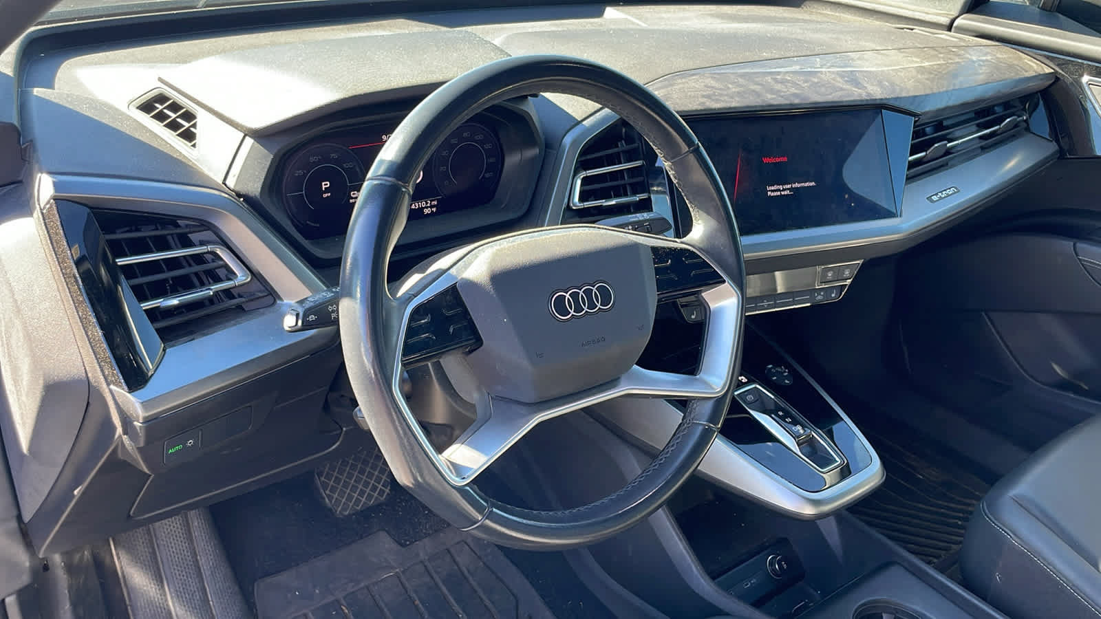 Used 2023 Audi Q4 e-tron Premium AWD/4WD image 10