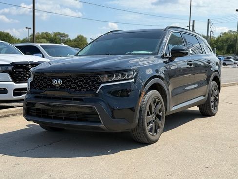 Used 2021 Kia Sorento S w/ Panoramic Sunroof Package AWD/4WD image 2