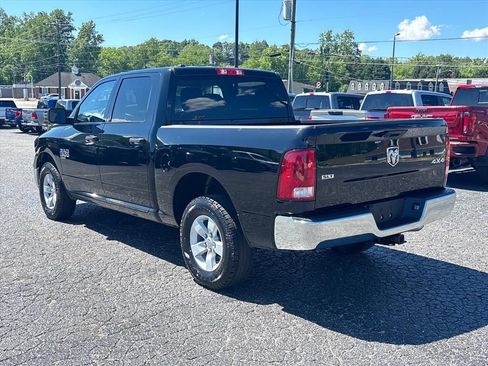 Used 2022 RAM 1500 Classic SLT w/ Protection Group AWD/4WD image 5