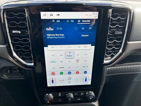 New 2025 Ford Ranger XLT w/ FX4 Off-Road Package image 29