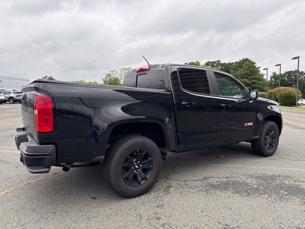 Used 2021 Chevrolet Colorado Z71 w/ Z71 Midnight Edition AWD/4WD image 4