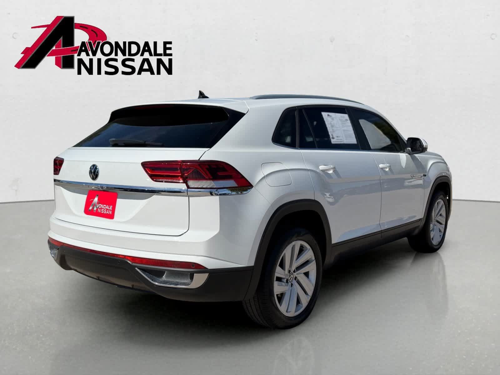 Used 2021 Volkswagen Atlas Cross Sport SE w/ Panoramic Sunroof Package FWD image 6