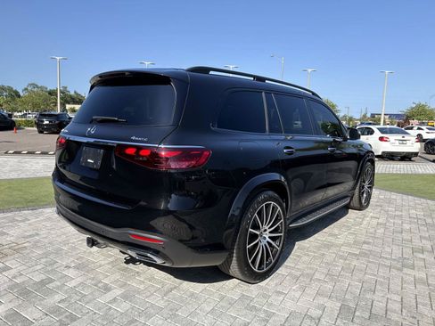 Used 2024 Mercedes-Benz GLS 450 4MATIC image 5