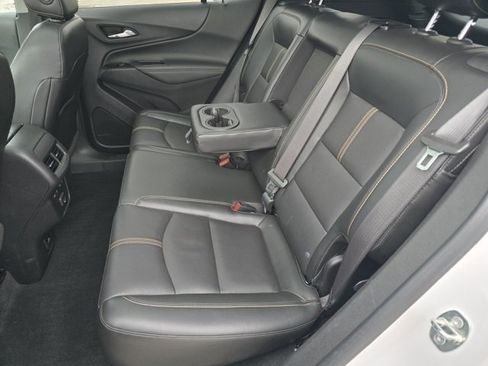 Used 2022 Chevrolet Equinox Premier image 33