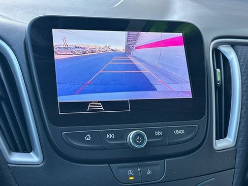 Used 2023 Chevrolet Malibu LT FWD image 21
