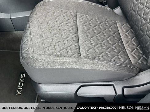 Certified 2025 Nissan Kicks SV AWD/4WD image 17