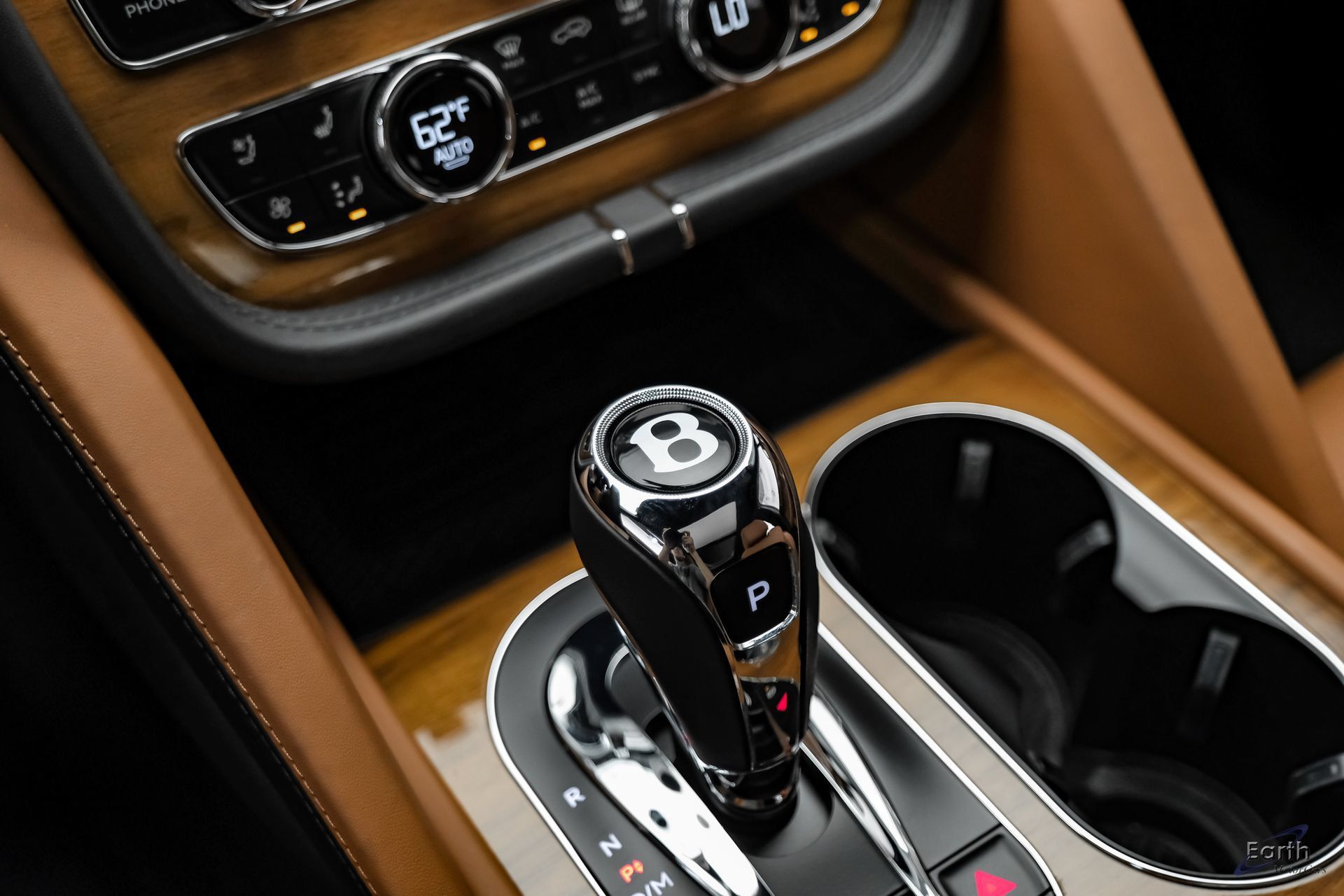 Used 2023 Bentley Bentayga Extended Wheelbase AWD/4WD image 55