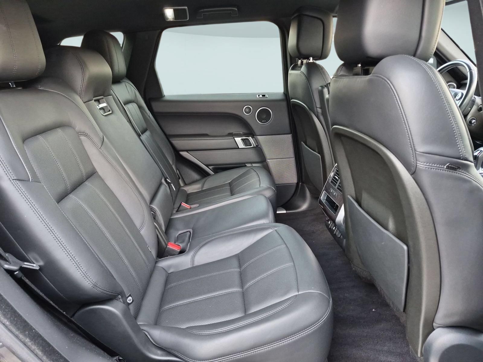 Used 2019 Land Rover Range Rover Sport HSE AWD/4WD image 29