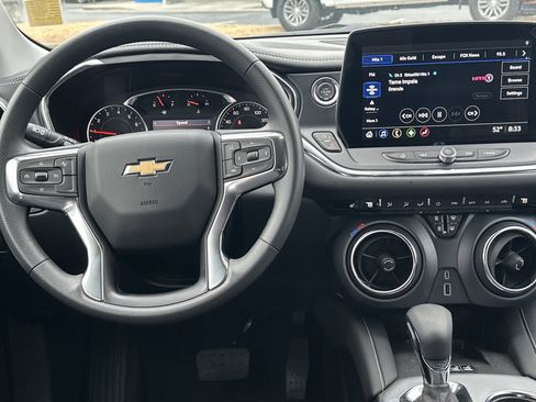 New 2025 Chevrolet Blazer LT w/ Convenience Package image 23