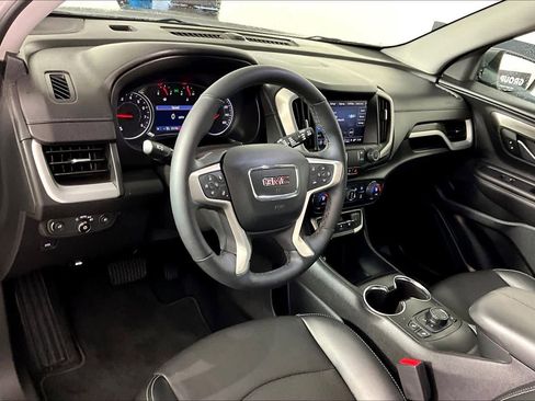 Used 2023 GMC Terrain SLT w/ LPO, Cargo Package image 17