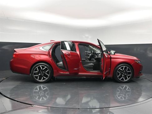Used 2015 Chevrolet Impala LTZ FWD image 40