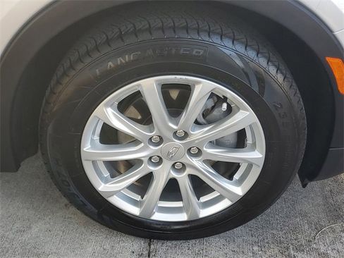 Certified 2021 Cadillac XT4 Luxury w/ Cold Weather Package image 5