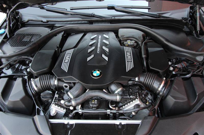Used 2023 BMW M550i xDrive AWD/4WD image 37