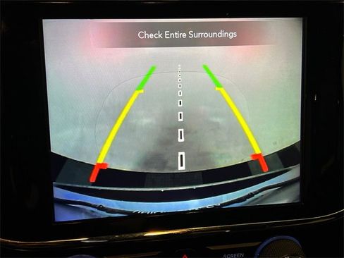 Used 2019 Jeep Grand Cherokee Limited image 27