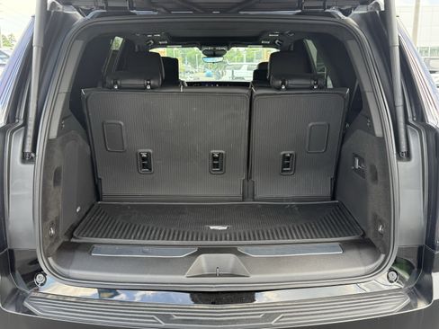 Used 2025 Cadillac Escalade V AWD/4WD image 33