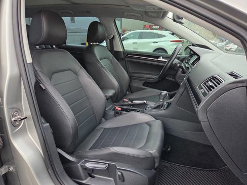 Used 2015 Volkswagen Golf TDI SEL image 17