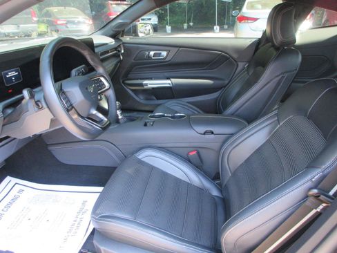 Used 2024 Ford Mustang GT Premium RWD image 13