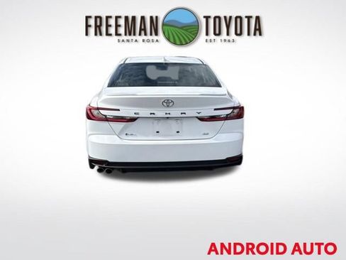 Used 2026 Toyota Camry SE w/ Convenience Package FWD image 6