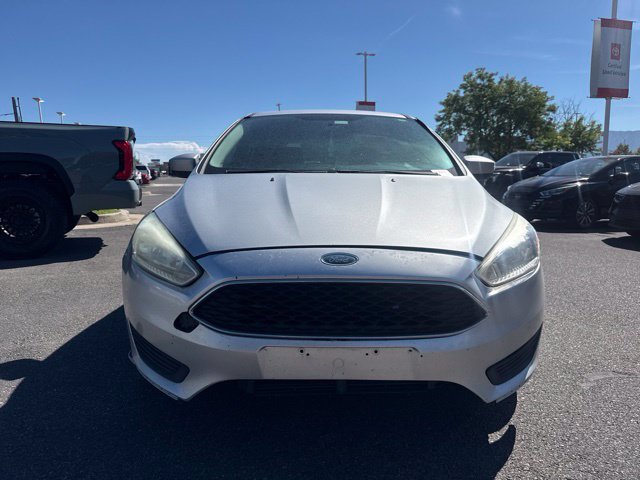 Used 2018 Ford Focus SE FWD image 2