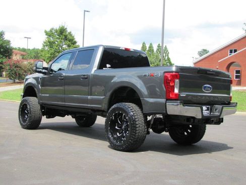 Used 2018 Ford F250 XLT image 8