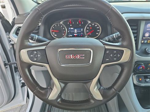 Certified 2020 GMC Acadia SLE image 25