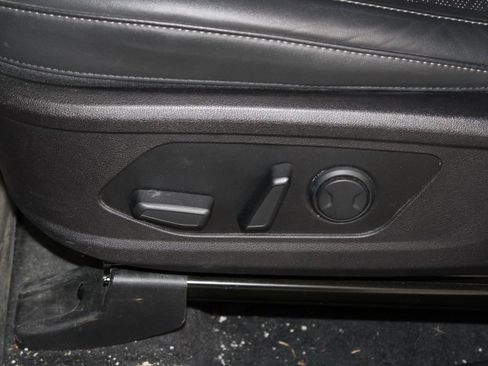 Used 2021 Kia Sorento S w/ Panoramic Sunroof Package FWD image 14