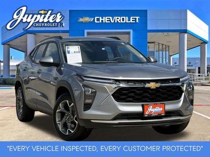 Used 2025 Chevrolet Trax LT
