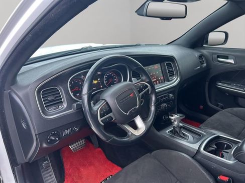 Used 2018 Dodge Charger R/T Scat Pack w/ Dynamics Package image 27
