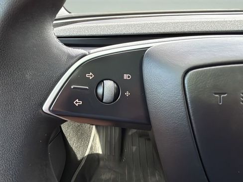 Used 2025 Tesla Model 3 Long Range RWD image 22