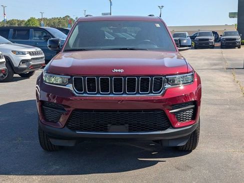 New 2026 Jeep Grand Cherokee Laredo X RWD image 3