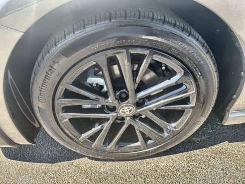 Used 2026 Toyota Camry SE image 18