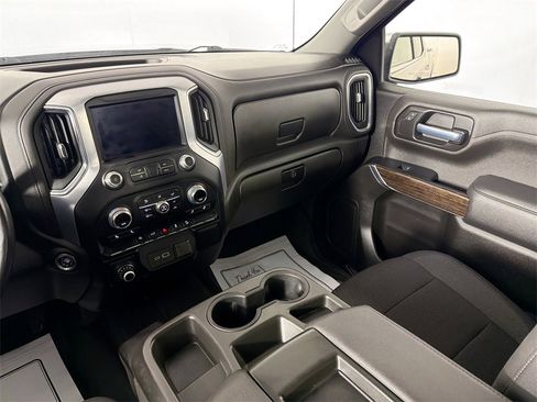Used 2022 GMC Sierra 1500 SLE image 22