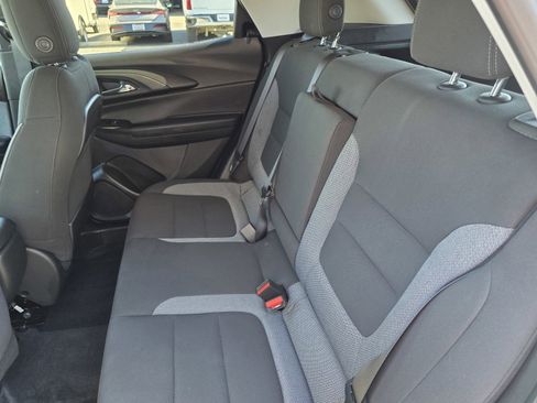 Used 2024 Chevrolet TrailBlazer LT w/ Convenience Package image 14