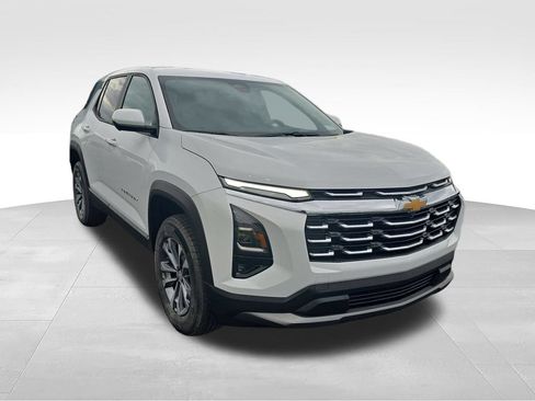 New 2026 Chevrolet Equinox LT w/ Safety and Technology Package AWD/4WD image 7
