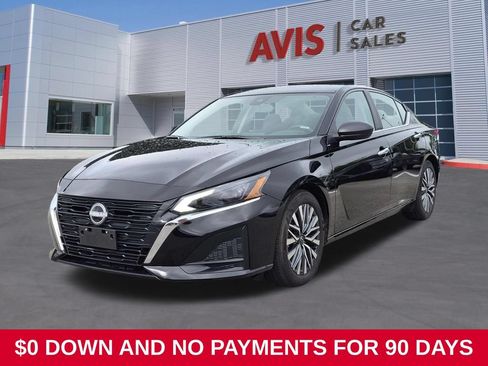 Used 2025 Nissan Altima 2.5 SV FWD image 1