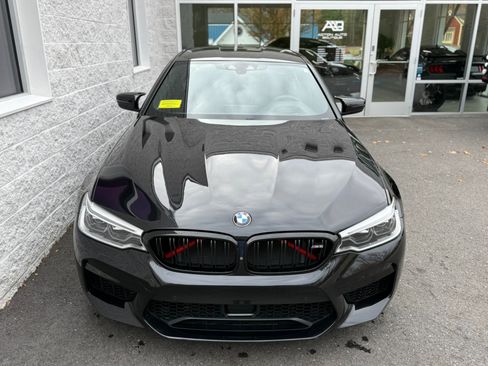 Used 2018 BMW M5 image 8