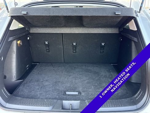 Used 2025 Chevrolet Trax LT w/ LT Convenience Package image 10