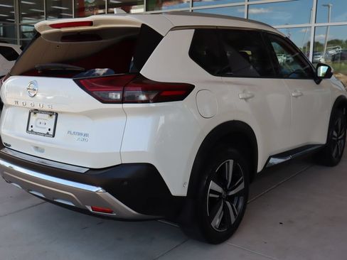 Used 2021 Nissan Rogue Platinum AWD/4WD image 10