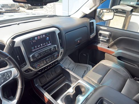 Used 2018 GMC Sierra 1500 SLT AWD/4WD image 17