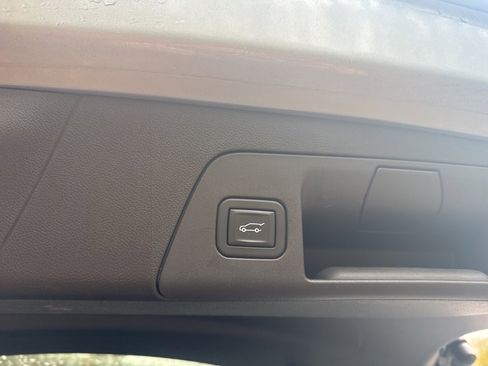 Used 2023 Buick Envision Preferred w/ Sport Touring Package image 35