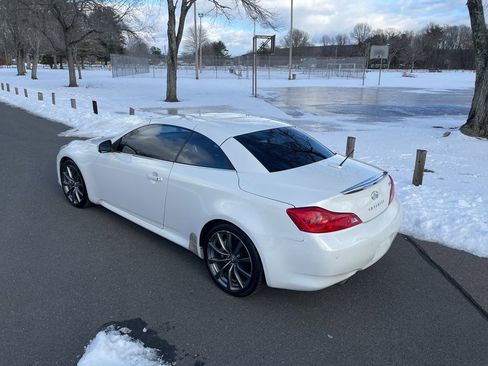 Used 2010 INFINITI G37 Sport image 10