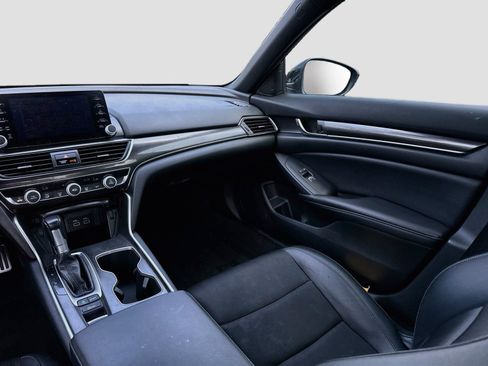 Used 2022 Honda Accord Sport image 43