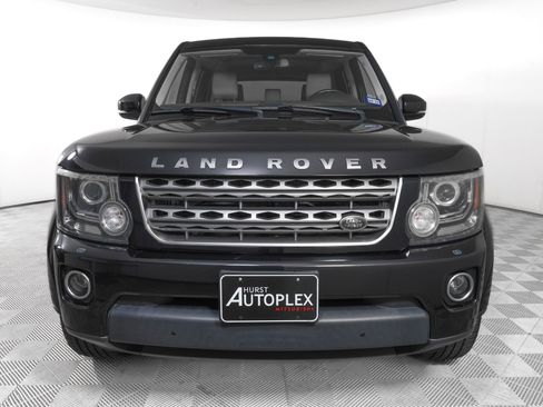 Used 2016 Land Rover LR4 HSE image 2