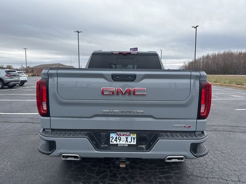 Used 2024 GMC Sierra 1500 AT4 w/ Technology Package image 4