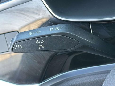 Used 2019 Audi Q3 2.0T Premium w/ Convenience Package image 22