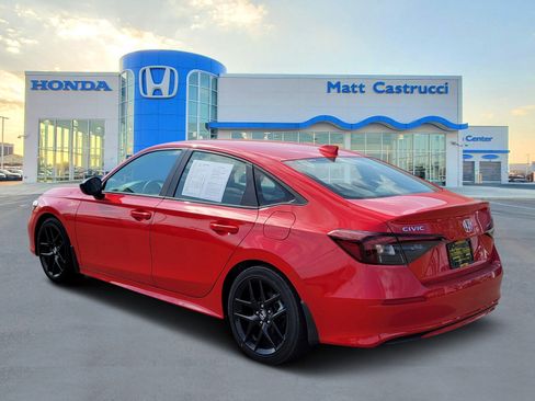 Used 2025 Honda Civic Sport image 3